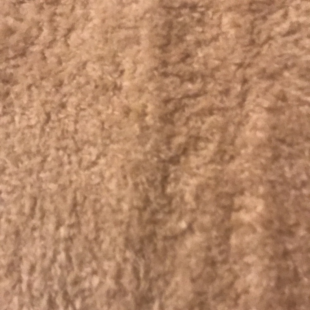 Too big - Picture 3 of 4